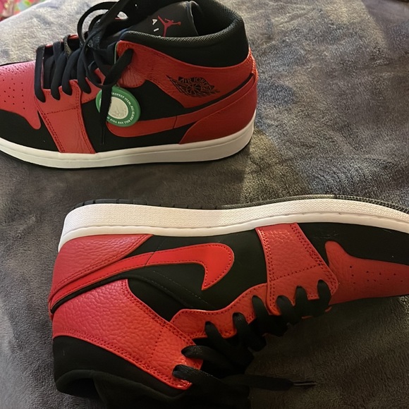 Jordan 1 mid - Picture 2 of 3